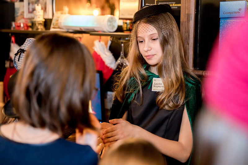 Как необычно отметить 8 марта в школе вместе с Квесторией в generalCities.Ханты-Мансийске