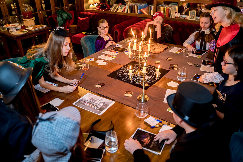 Как отметить 8 Марта в школе: праздничное украшение класса в generalCities.Ханты-Мансийске